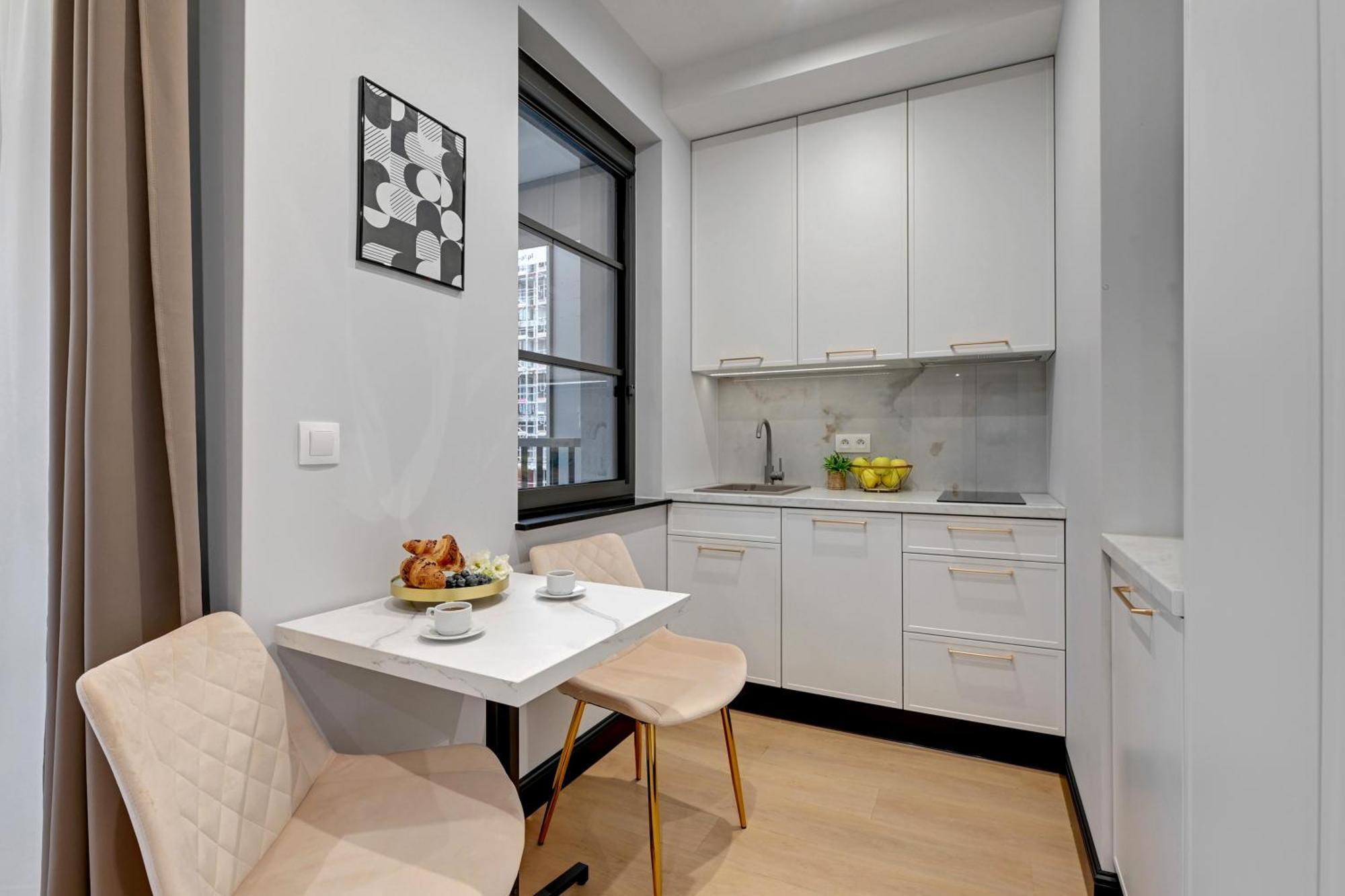 Doki Living & Foodhall By Downtown Apartments กดัญสก์ ห้อง รูปภาพ
